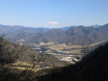 馬越峠頂上より